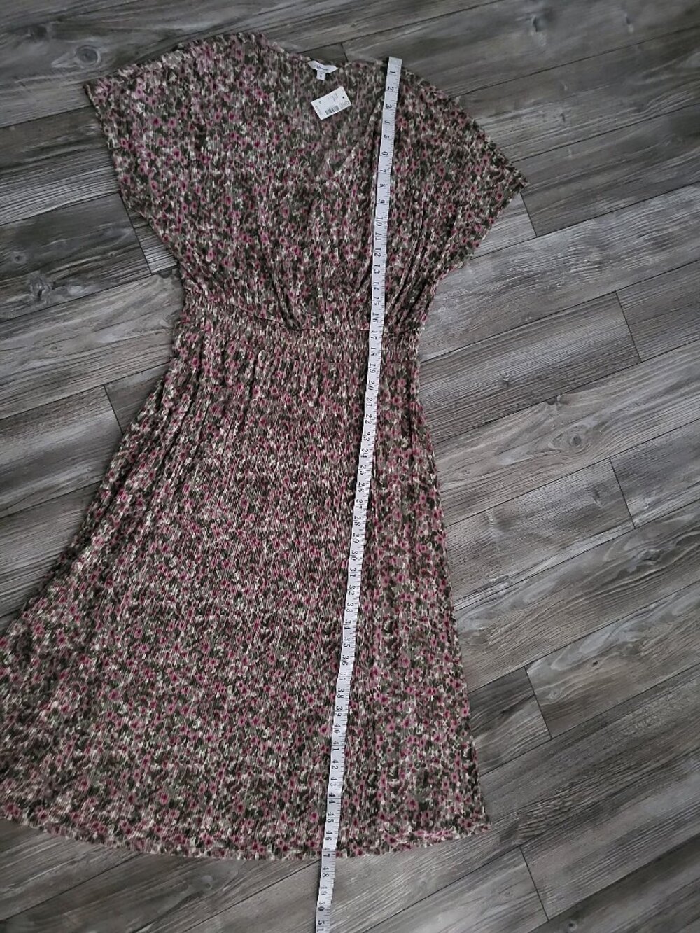 NWT Pink and Olive Green Floral Printed Pleated Midi Dress Flutter Sleeve M - Picture 5 of 10